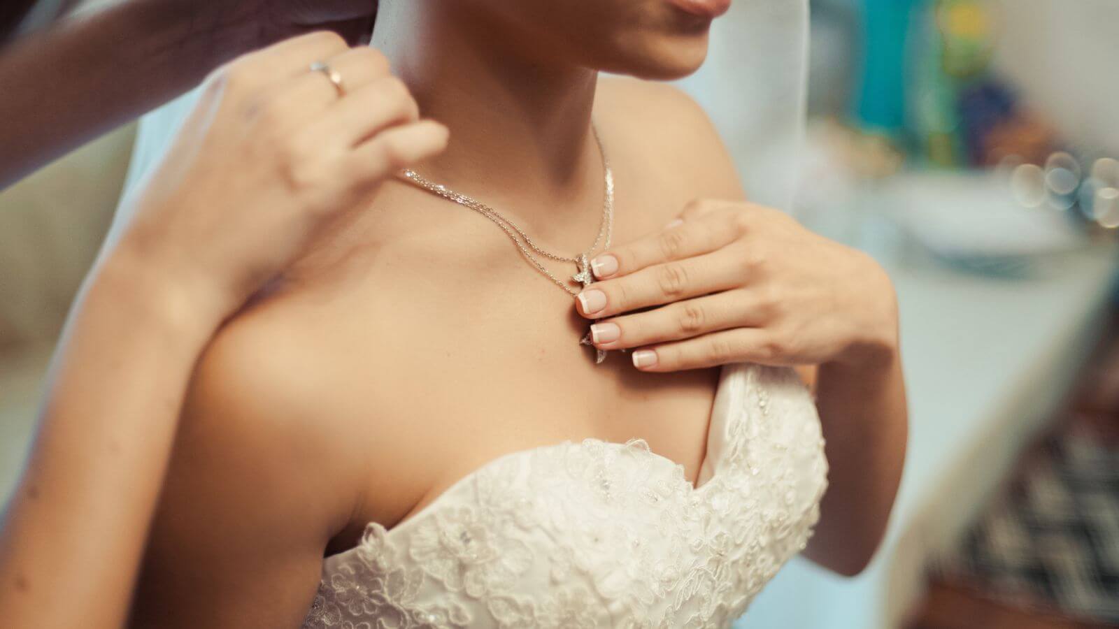 necklace for strapless bridesmaid dress Cadence Illusion Pearl Necklace main image 1